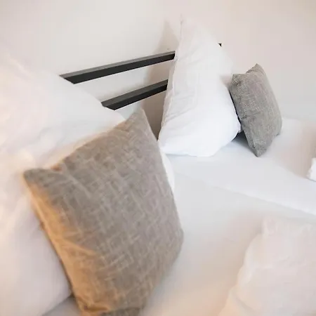Modernes Apartament